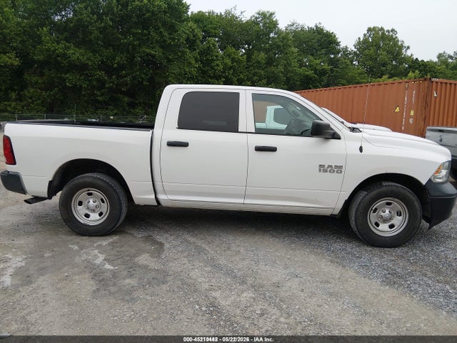 45210442 :رقم المزاد ، 1C6RR7KG7JS306688 vin ، 2018 Ram 1500 Tradesman  4x4 5'7 Box مزاد بيع