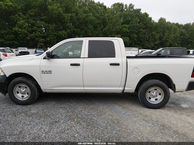45210442 :رقم المزاد ، 1C6RR7KG7JS306688 vin ، 2018 Ram 1500 Tradesman  4x4 5'7 Box مزاد بيع