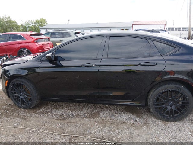 2015 Chrysler 200 S მანქანა იყიდება აუქციონზე, vin: 1C3CCCDG9FN523014, აუქციონის ნომერი: 45210469