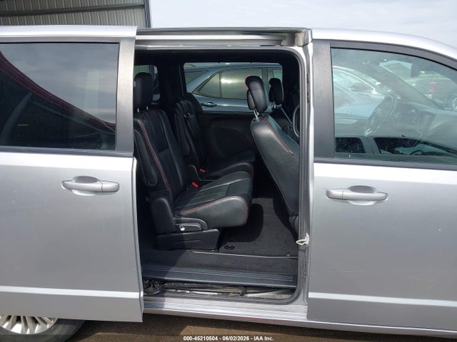 2019 Dodge Grand Caravan Gt მანქანა იყიდება აუქციონზე, vin: 2C4RDGEG7KR670485, აუქციონის ნომერი: 45210504