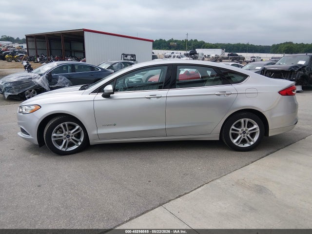 3FA6P0UUXJR278849 Ford Fusion Hybrid S