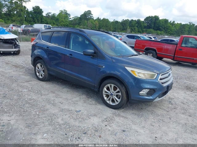 Продажа на аукционе авто 2018 Ford Escape Se, vin: 1FMCU0GD5JUA19577, номер лота: 45210522