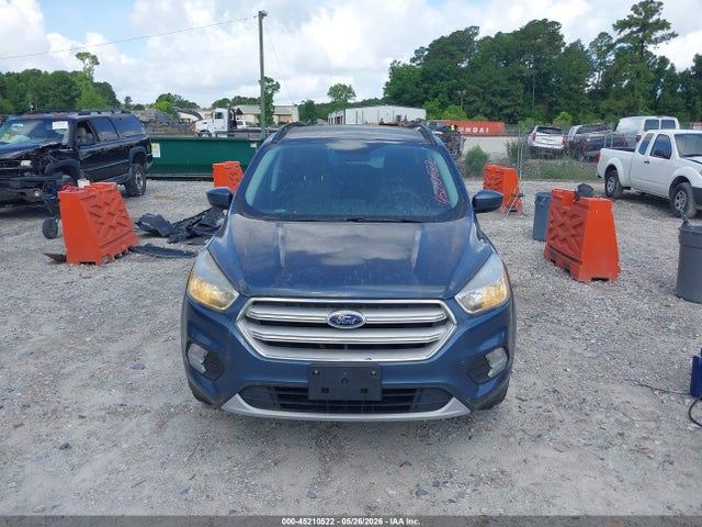 Продажа на аукционе авто 2018 Ford Escape Se, vin: 1FMCU0GD5JUA19577, номер лота: 45210522