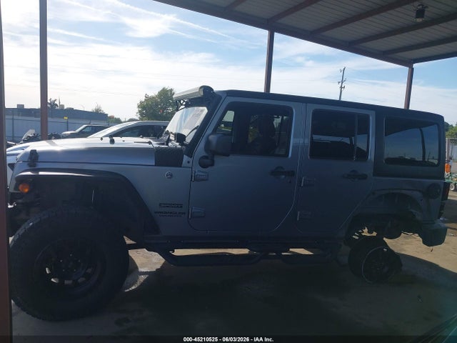 1C4BJWDG8GL248201 Jeep Wrangler Unlimited Sport