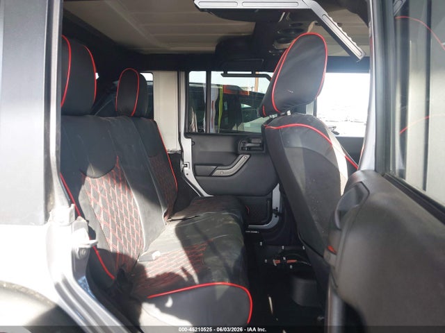 1C4BJWDG8GL248201 Jeep Wrangler Unlimited Sport