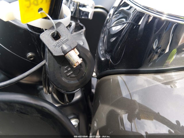 Harley-Davidson FLTRX 2019 1HD1KHC34KB623825 Image 11