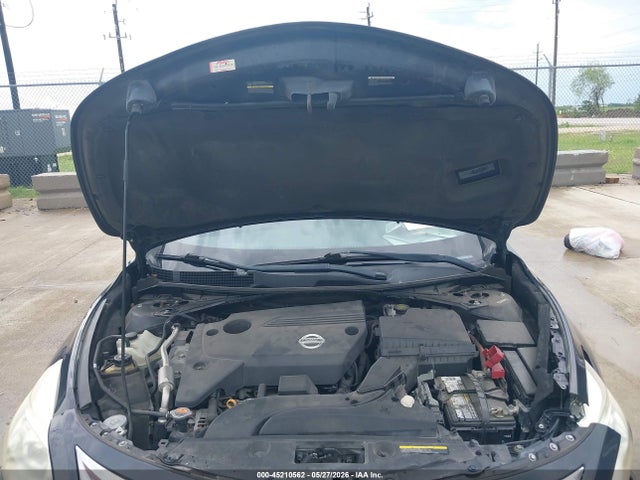 Nissan Altima 2.5 S 2015 1N4AL3AP1FN307896 Image 10