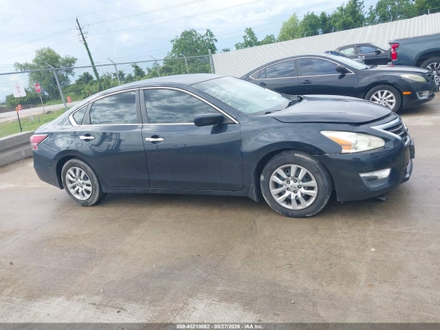 Nissan Altima 2.5 S 2015 1N4AL3AP1FN307896 Image 13