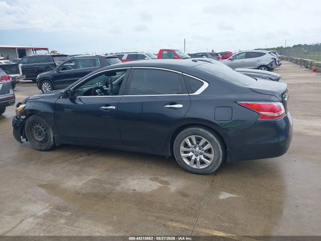 Nissan Altima 2.5 S 2015 1N4AL3AP1FN307896 Image 14