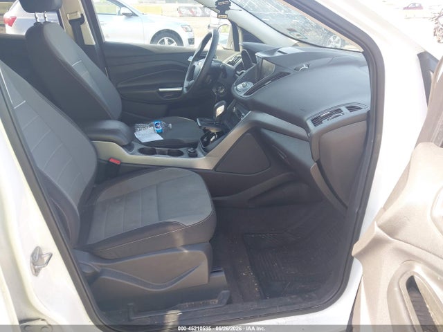 Продаж на аукціоні авто 2014 Ford Escape Se, vin: 1FMCU0GX9EUD10180, номер лоту: 45210585