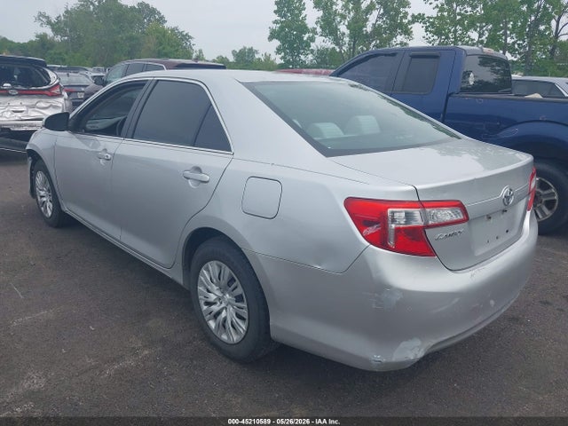 Продажа на аукционе авто 2012 Toyota Camry Le, vin: 4T1BF1FK1CU582060, номер лота: 45210589