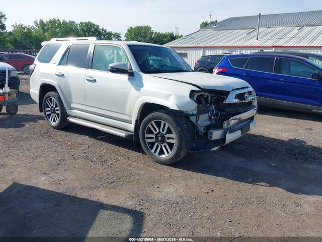 2018 JTEBU5JRXJ5562141 main image