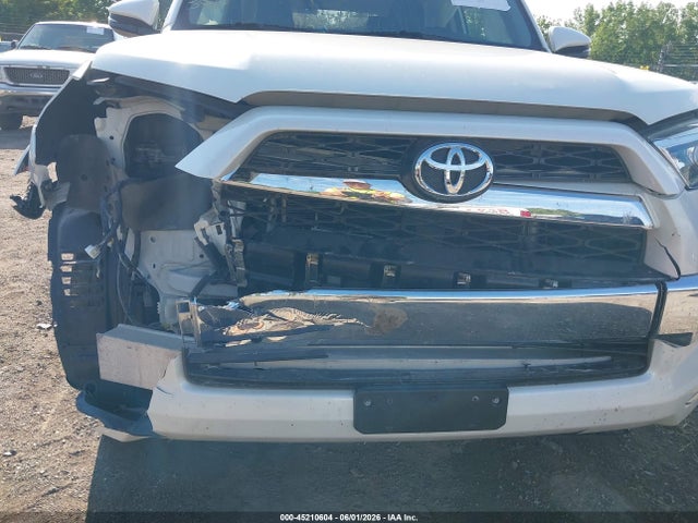 Toyota 4runner Limited 2018 JTEBU5JRXJ5562141 Image 18