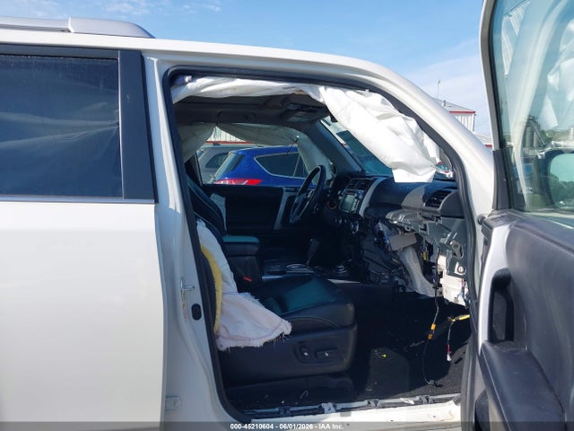Toyota 4runner Limited 2018 JTEBU5JRXJ5562141 Image 5