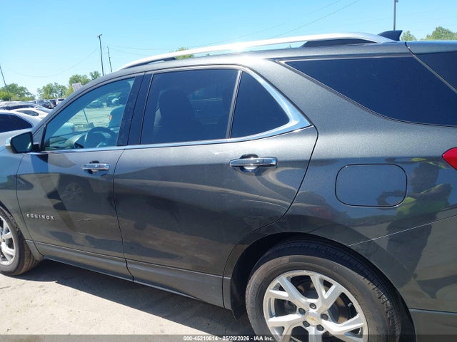 2018 Chevrolet Equinox Premier მანქანა იყიდება აუქციონზე, vin: 2GNAXMEV2J6215214, აუქციონის ნომერი: 45210614