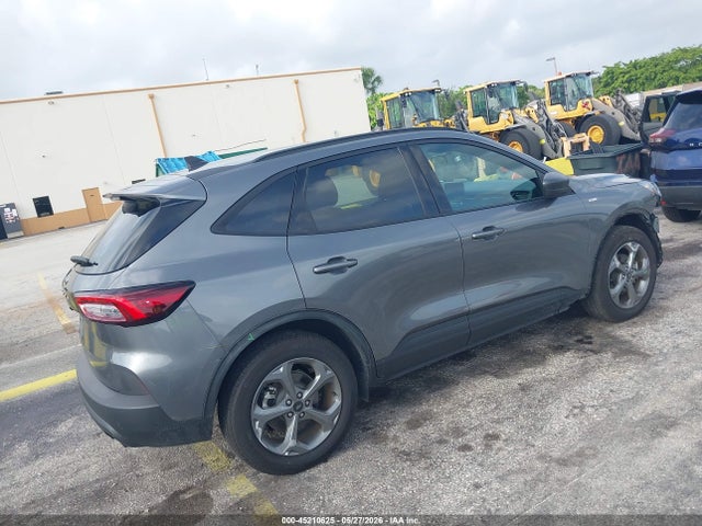 45210625 :رقم المزاد ، 1FMCU0MNXSUB43732 vin ، 2025 Ford Escape St-line مزاد بيع