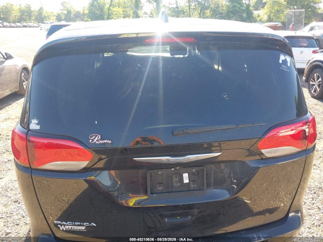 2017 Chrysler Pacifica Touring მანქანა იყიდება აუქციონზე, vin: 2C4RC1DG3HR517371, აუქციონის ნომერი: 45210636