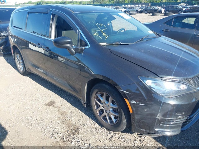 2017 Chrysler Pacifica Touring მანქანა იყიდება აუქციონზე, vin: 2C4RC1DG3HR517371, აუქციონის ნომერი: 45210636