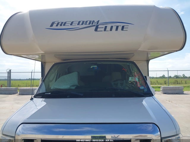 Ford E-450 Cutaway 2017 1FDXE4FS9HDC77181 Image 11