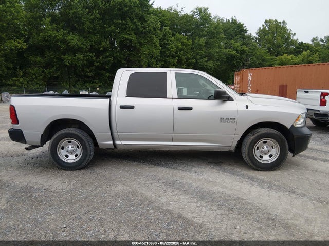 Продаж на аукціоні авто 2018 Ram 1500 Tradesman  4x4 5'7 Box, vin: 1C6RR7KG3JS306686, номер лоту: 45210660