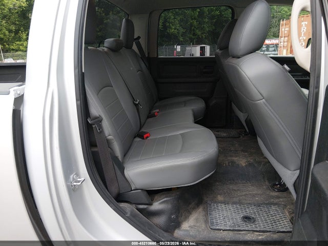 Продаж на аукціоні авто 2018 Ram 1500 Tradesman  4x4 5'7 Box, vin: 1C6RR7KG3JS306686, номер лоту: 45210660