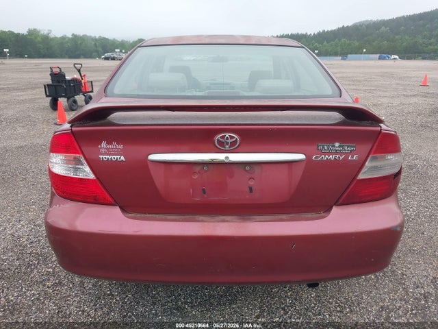 45210664 :رقم المزاد ، JTDBE32K620068560 vin ، 2002 Toyota Camry Le مزاد بيع