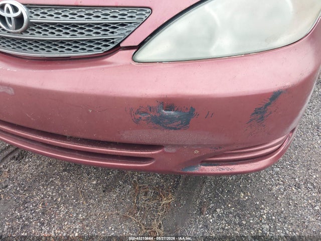 45210664 :رقم المزاد ، JTDBE32K620068560 vin ، 2002 Toyota Camry Le مزاد بيع