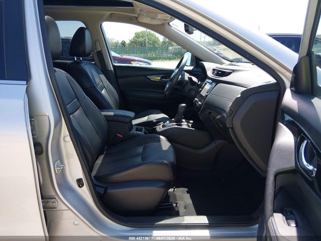 Продаж на аукціоні авто 2017 Nissan Rogue Sl, vin: 5N1AT2MV2HC884106, номер лоту: 45210677