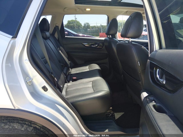 Продаж на аукціоні авто 2017 Nissan Rogue Sl, vin: 5N1AT2MV2HC884106, номер лоту: 45210677