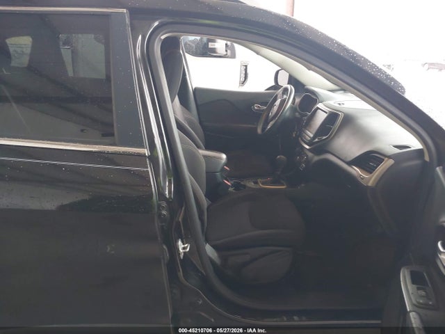 Jeep Cherokee Latitude 2016 1C4PJLCB1GW350707 Image 5
