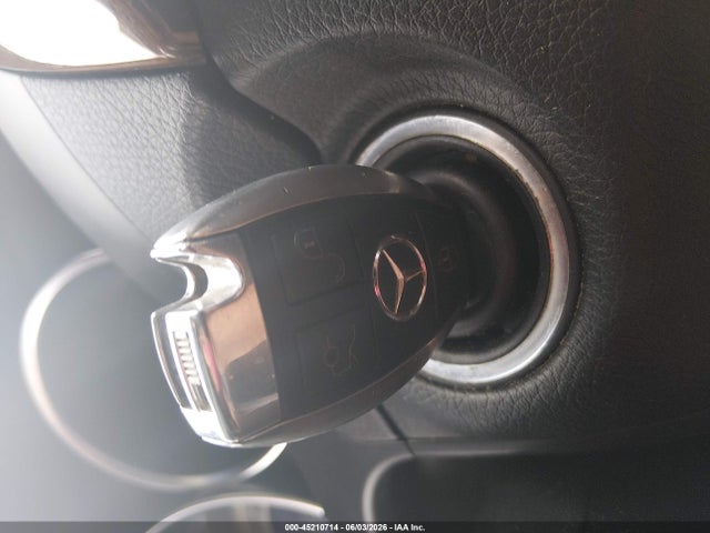 Продажа на аукционе авто 2012 Mercedes-benz C 300 Luxury 4matic/sport 4matic, vin: WDDGF8BB3CR207207, номер лота: 45210714