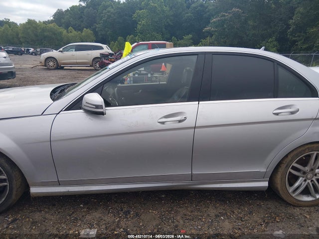 Продажа на аукционе авто 2012 Mercedes-benz C 300 Luxury 4matic/sport 4matic, vin: WDDGF8BB3CR207207, номер лота: 45210714