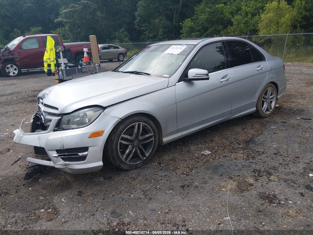 Продажа на аукционе авто 2012 Mercedes-benz C 300 Luxury 4matic/sport 4matic, vin: WDDGF8BB3CR207207, номер лота: 45210714