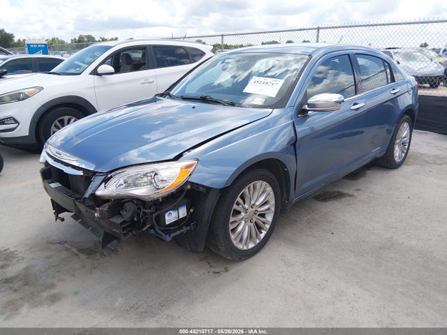 2011 Chrysler 200 Limited მანქანა იყიდება აუქციონზე, vin: 1C3BC2FB7BN551380, აუქციონის ნომერი: 45210717