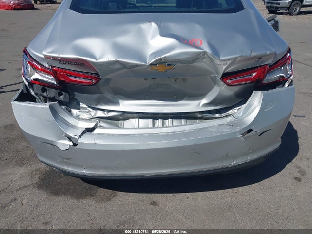 1G1ZD5ST0LF025040 Chevrolet Malibu Fwd Lt