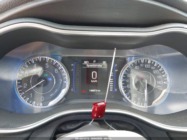 Продажа на аукционе авто 2015 Chrysler 200 Limited, vin: 1C3CCCAB2FN663222, номер лота: 45210772