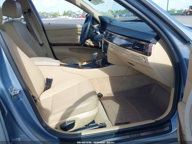 2011 Bmw 328i მანქანა იყიდება აუქციონზე, vin: WBAPH7C5XBA800905, აუქციონის ნომერი: 45210790