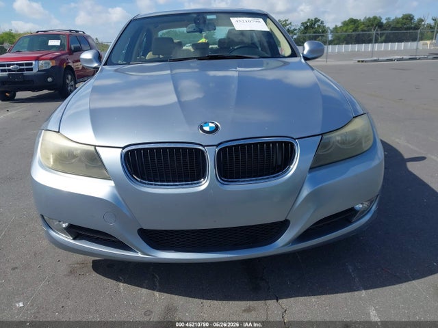 2011 Bmw 328i მანქანა იყიდება აუქციონზე, vin: WBAPH7C5XBA800905, აუქციონის ნომერი: 45210790