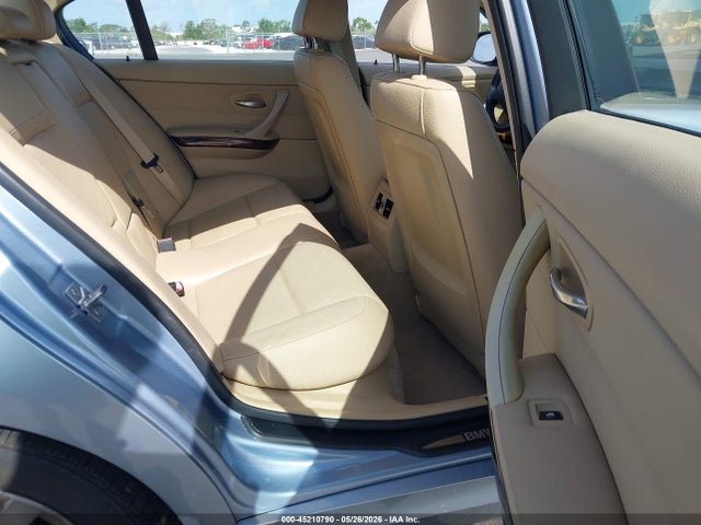2011 Bmw 328i მანქანა იყიდება აუქციონზე, vin: WBAPH7C5XBA800905, აუქციონის ნომერი: 45210790