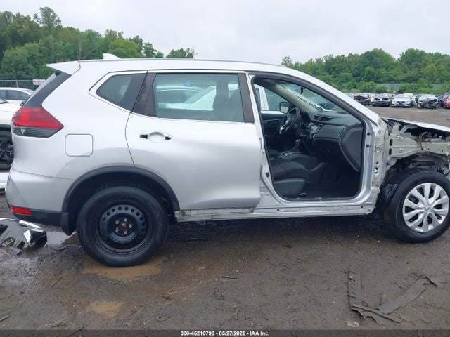 Продажа на аукционе авто 2019 Nissan Rogue S, vin: 5N1AT2MV2KC815407, номер лота: 45210798