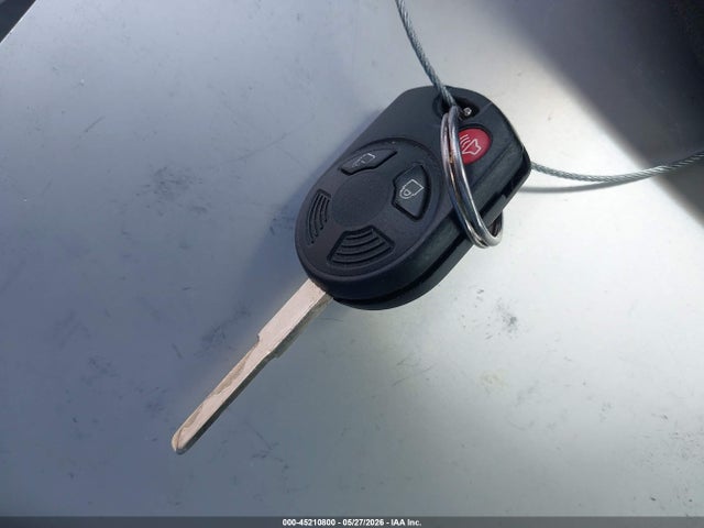 45210800 :رقم المزاد ، 1FMCU0GD5HUB53371 vin ، 2017 Ford Escape Se مزاد بيع