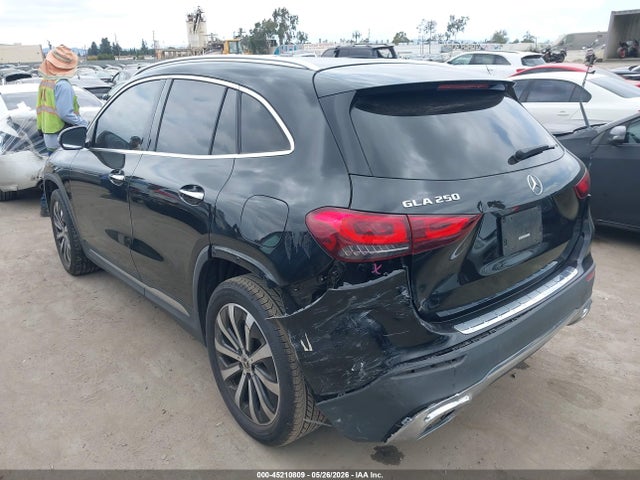 W1N4N4GB5PJ515557 Mercedes-Benz GLA 250