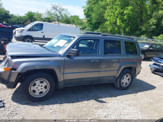 45210821 :رقم المزاد ، 1J4NT1GB0BD286643 vin ، 2011 Jeep Patriot Sport مزاد بيع