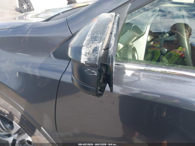Aukcja sprzedaży 2018 Toyota Rav4 Le, vin: JTMBFREV0JD251370, numer aukcji: 45210826