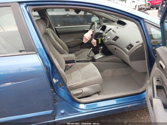 45210923 :رقم المزاد ، 1HGFA16526L126725 vin ، 2006 Honda Civic Lx مزاد بيع