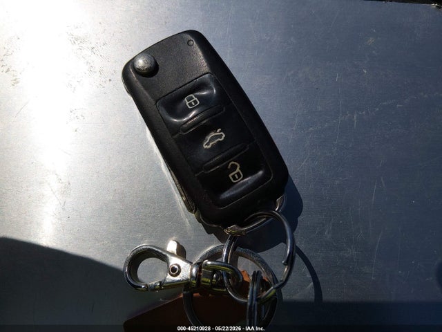 45210928 :رقم المزاد ، 3VW2K7AJ6BM396306 vin ، 2011 Volkswagen Jetta 2.0l S مزاد بيع