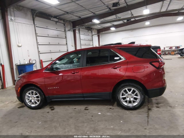 45210944 :رقم المزاد ، 3GNAXKEV1NL210527 vin ، 2022 Chevrolet Equinox Fwd Lt مزاد بيع
