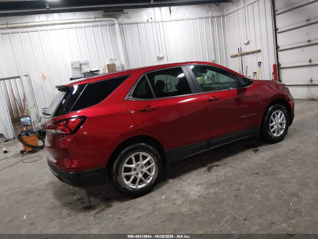 45210944 :رقم المزاد ، 3GNAXKEV1NL210527 vin ، 2022 Chevrolet Equinox Fwd Lt مزاد بيع