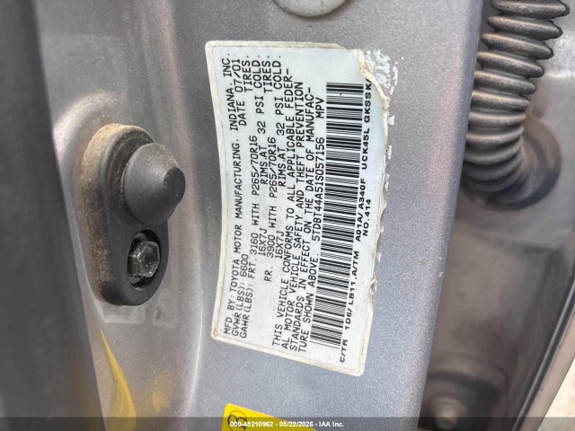45210962 :رقم المزاد ، 5TDBT44A51S057156 vin ، 2001 Toyota Sequoia Sr5 V8 مزاد بيع