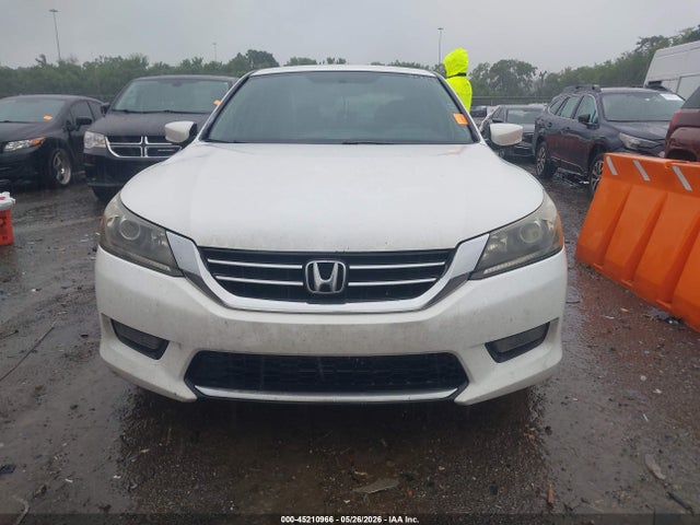 2015 Honda Accord Sport მანქანა იყიდება აუქციონზე, vin: 1HGCR2F57FA218720, აუქციონის ნომერი: 45210966